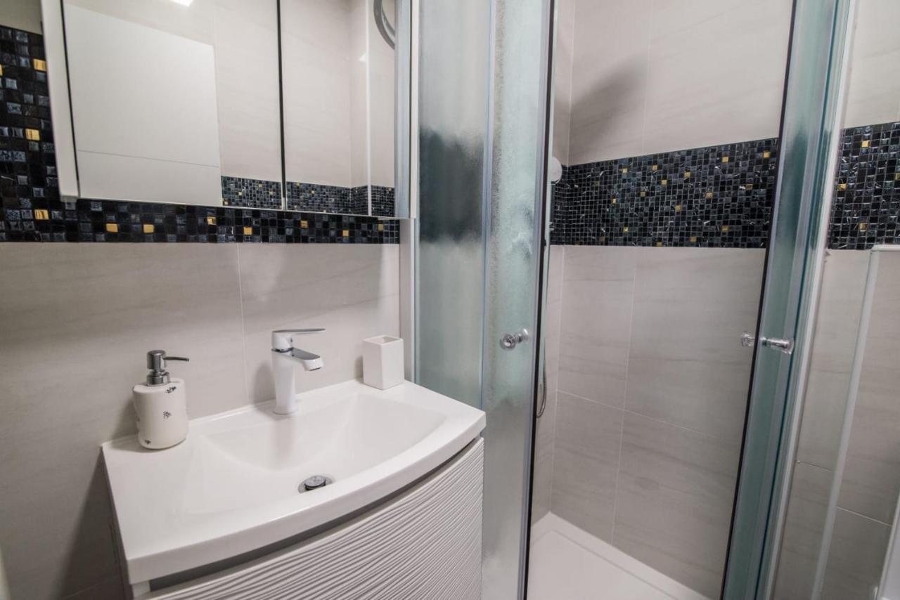 Elis Apartman Zára Kültér fotó